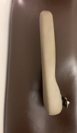 E34 Captains Chair Arm Rest