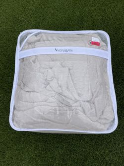King Size Comforter $25