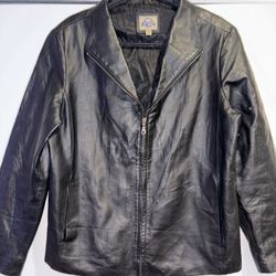 Ladies Leather Jacket Size Large 