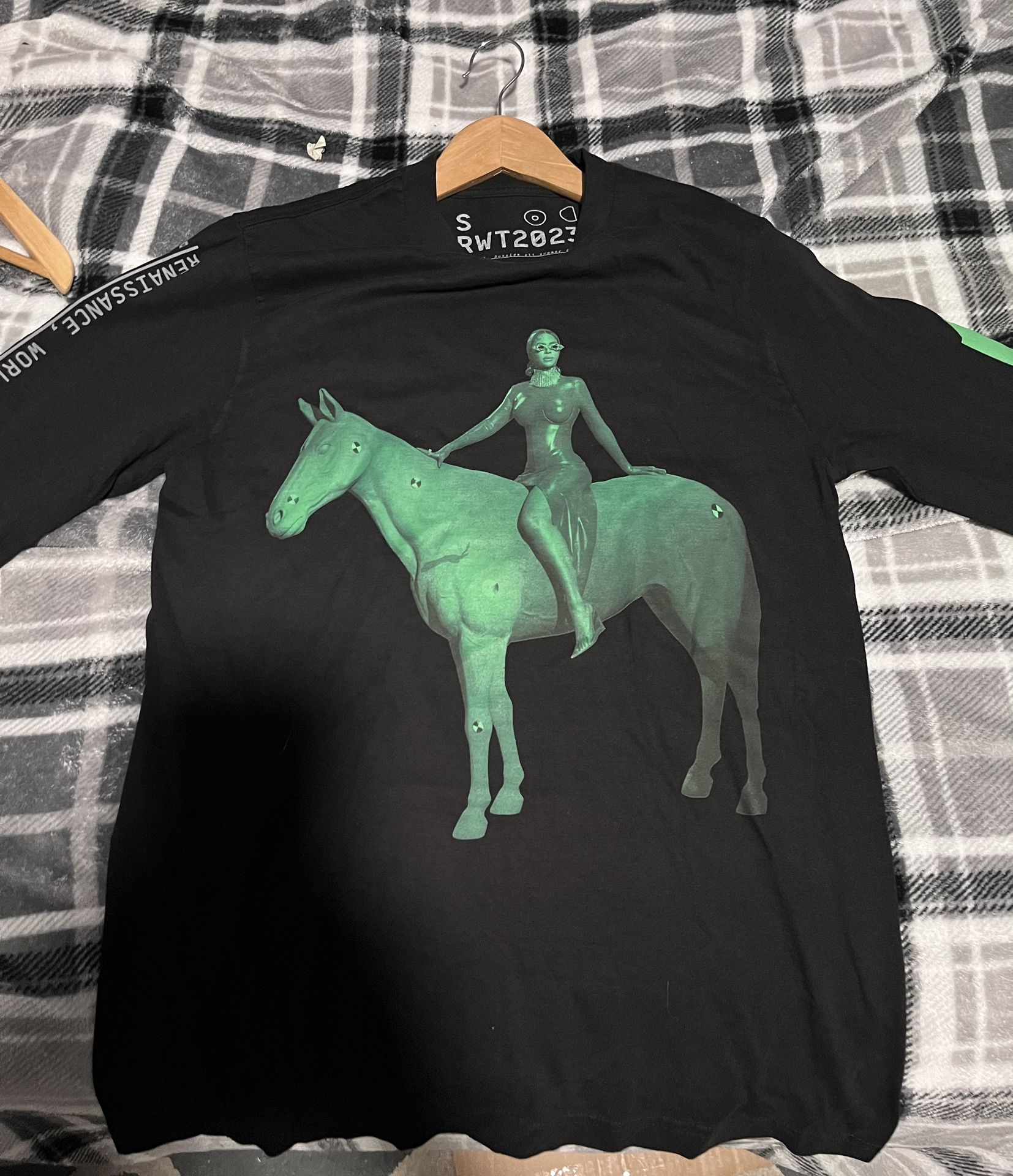 New Official Beyoncé T Shirt Long Sleeve Small Renaissance Tour Genuine ...