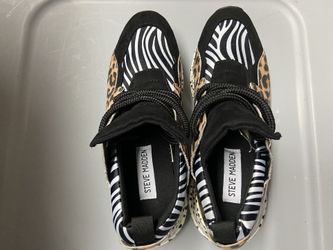 Steve Madden Girl’s Cliff Sneaker