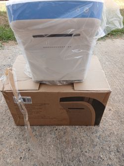 Metaverse FootZone Automatic Foot Dryer