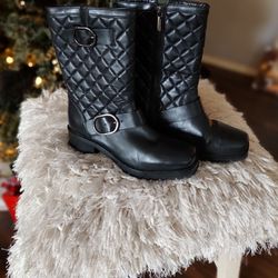 Michael Kors Boots 