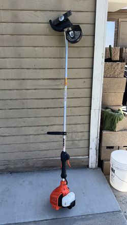 Echo PE-225 21.2 cc Gas 2-Stroke Lawn Edger