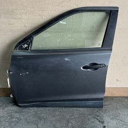 (115) 18-24 Nissan Kicks left front door 2018 2019 2020 2021 2022 2023 2024