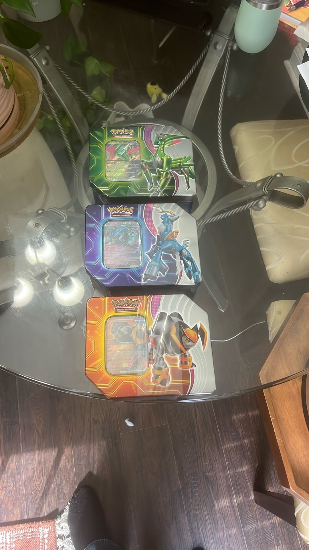 Pokemon Tins 