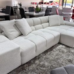 Sofa Sectional . Sofá Seccional. Special Offer ‼️ ✅️ ✔️ 😎 