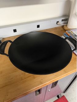 Weber Cast iron cooking WOK