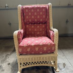 Vintage Wicker rocking chair ( 45.5” tall x 28” w x 28” d)