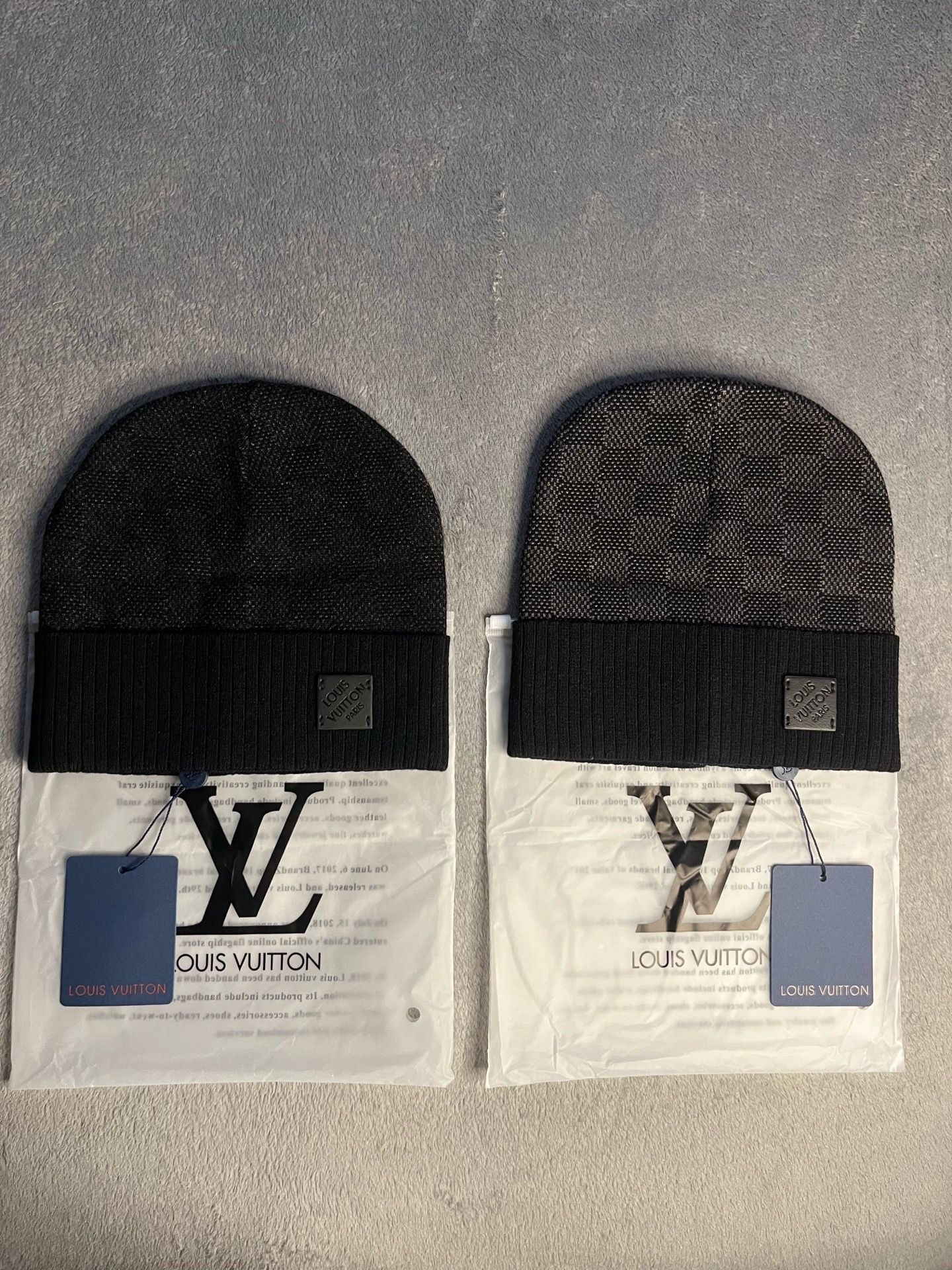 2 Brand New Beanies Bundle – Dark Gray + Black – Streetwear Hats 🔥 Fast Sale