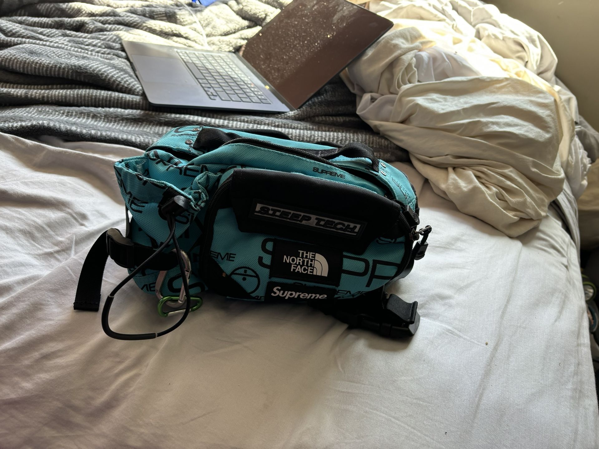 Supreme North face Awesome Fanny Pack 