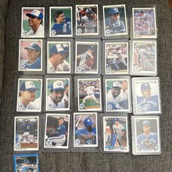 collection of 21 trading cards from the 1990 toronto blue jays team