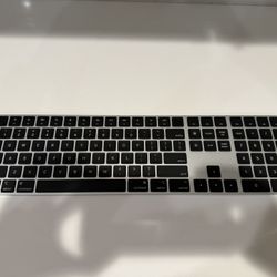 Magic Keyboard With Touch ID And Numeric Keypad For Mac models With Apple Silicon - US English Black Keys - Pickup From Northridge Area