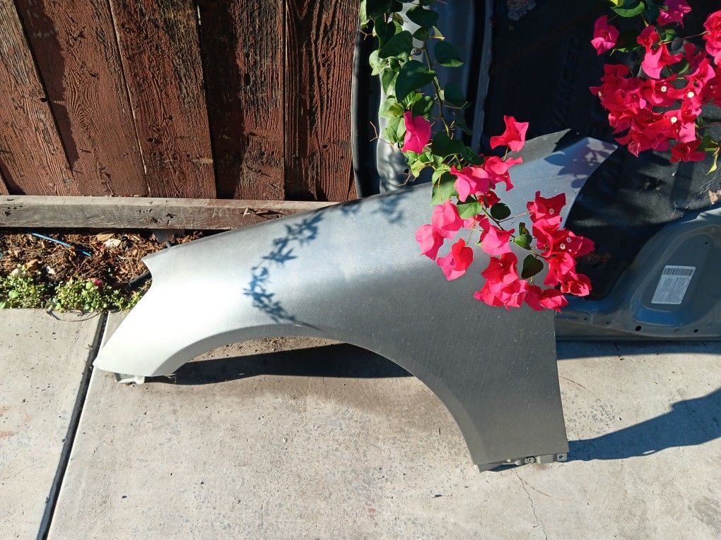 Infinity G35 Fenders 