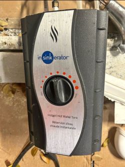 Hot water heater - Insinkerator - retails $400