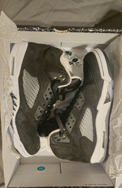 Jordan 5 Moonlights