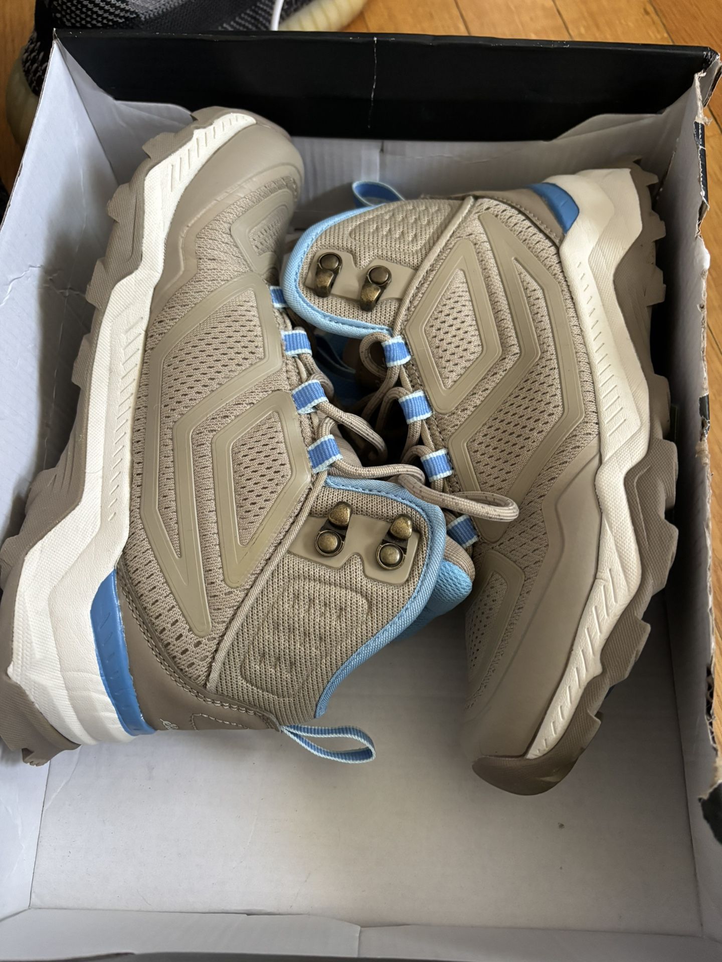 Women Boots
