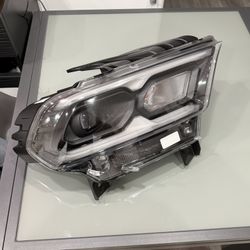 2021-2023 Dodge Durango Headlight