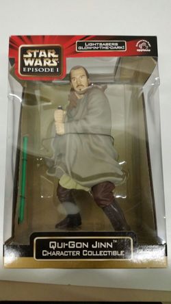 Stat Wars Qui-Gon Jinn Character Collectible Figure