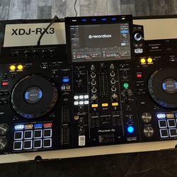 Pioneer XDJ-RX3 XDJRX3 Digital Touchscreen DJ Controller System