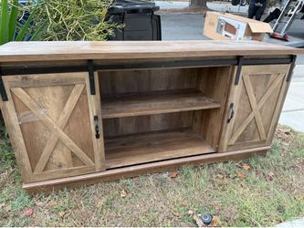 Free TV Console