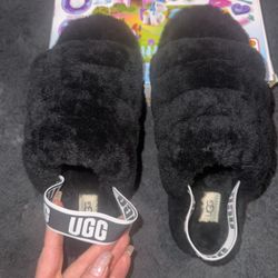 Ugg Slippers Size 8