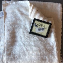 Turkish 30x58 White Bath Towel NWT