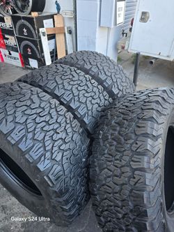 only 2 used tires Lt35x12.50r17 Bfgoodrich K02 $380.00 both