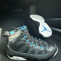 LIKE NEW JORDAN 9 RETRO PHOTO BLUE