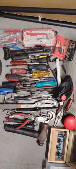 Large Mixed Hand Tool Lot