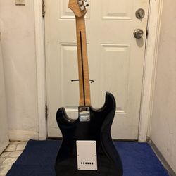 Beautiful Johnson Guitar Electric Guitar Sounds Great $175 Or Best Offer