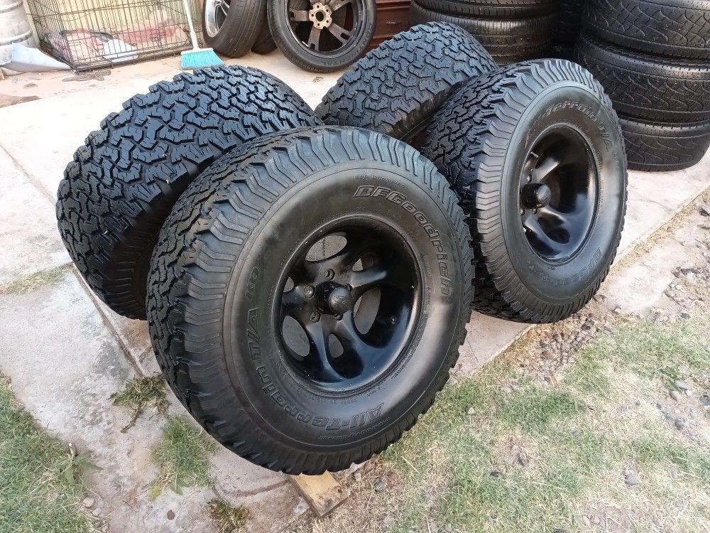 RIMS 33X12.50R15LT.....5 LUGS FIT FORD RANGER JEEP GRAND CHEROKEE 97