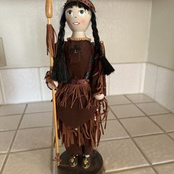 14” Collectible Native American (Indian) Woman Statue Figurine