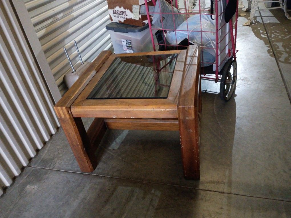 End Tables And Coffee Tables