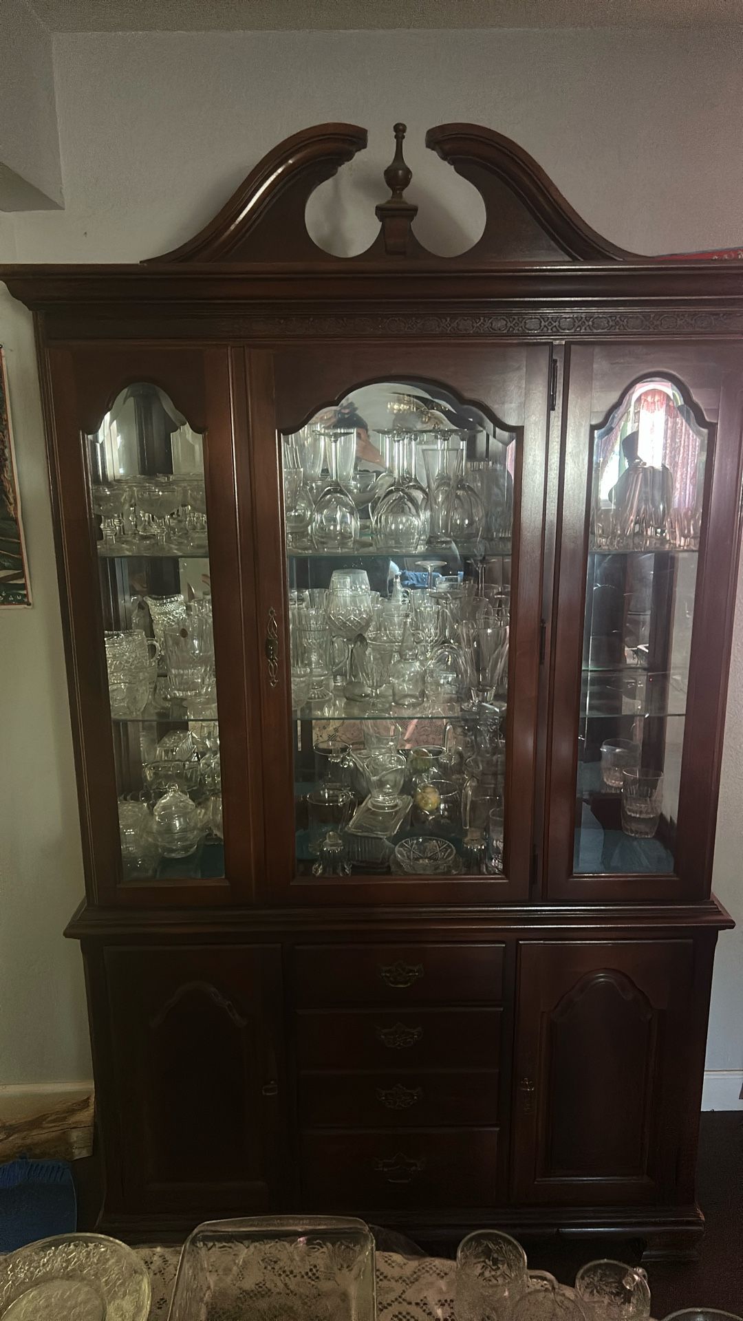 China Cabinets 3 Piece
