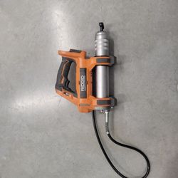 RIDGID 18-Volt Cordless Grease Gun 