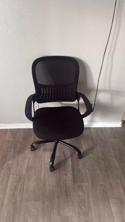 Rolling Desk Chair