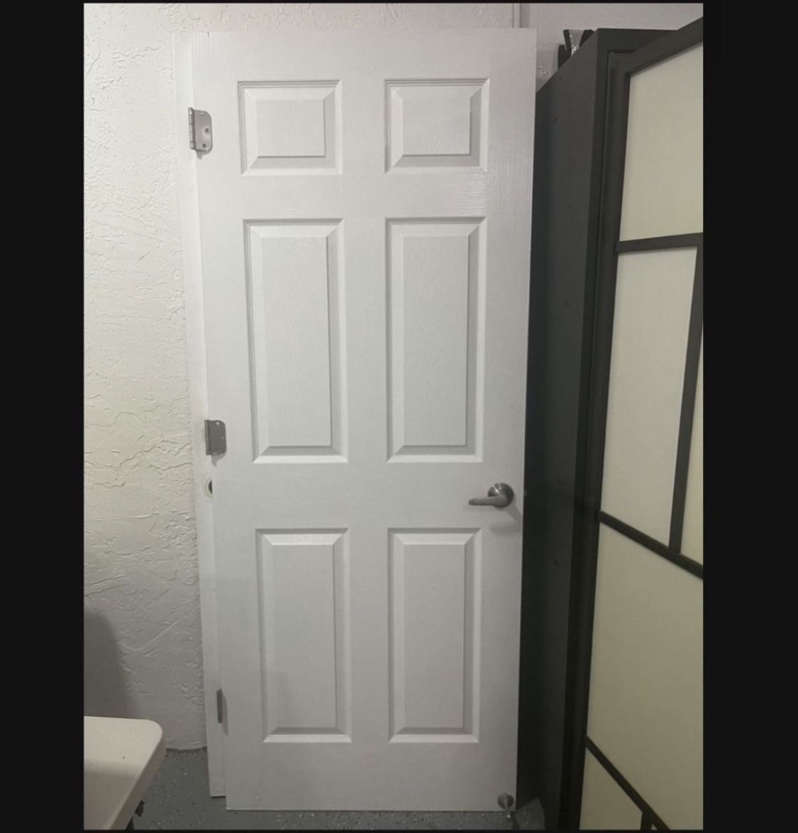 Puerta 32” X 80”