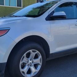 2012 Ford Edge SE