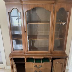 China Cabinet With Glass Doors