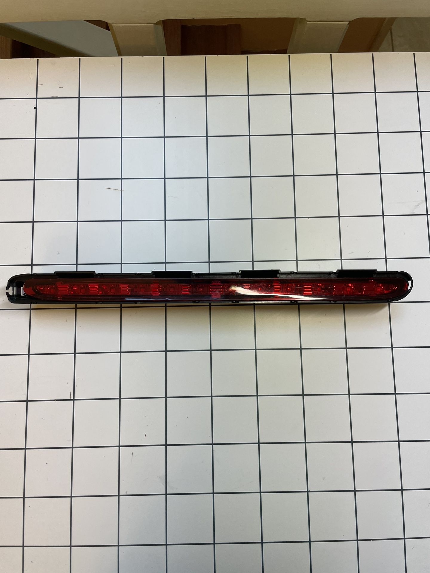 2003-2009 Mercedes-Benz E320 Sedan Trunk Mounted Brake Light