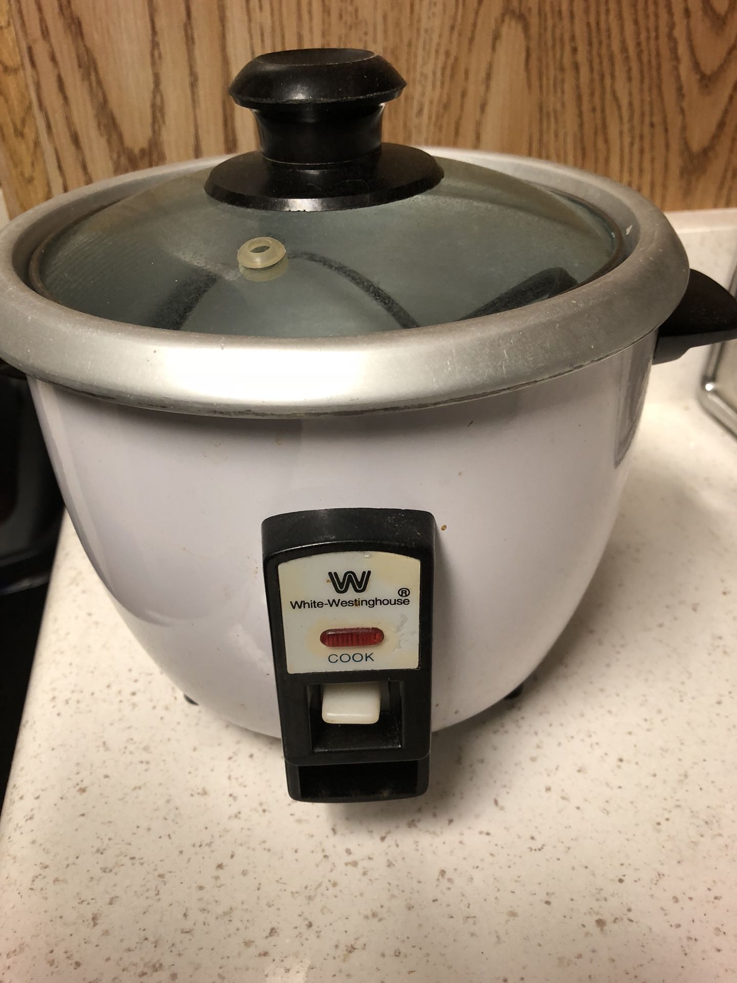 White Westinghouse Rice Cooker