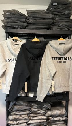 Essentials Sweatshirts / Sweat Pants