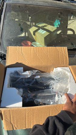 Rear lights for  2001 gmc Yukon