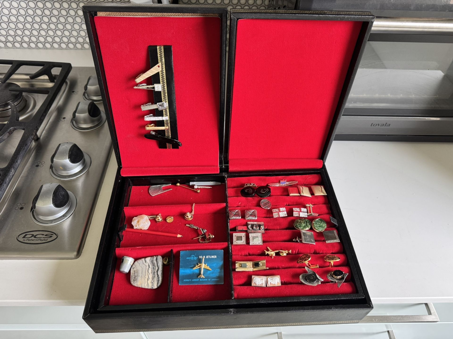 Mens Vintage 1950s tie clip and pin collection