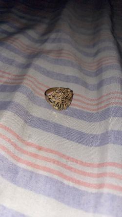 Women’s 14k Gold Ring