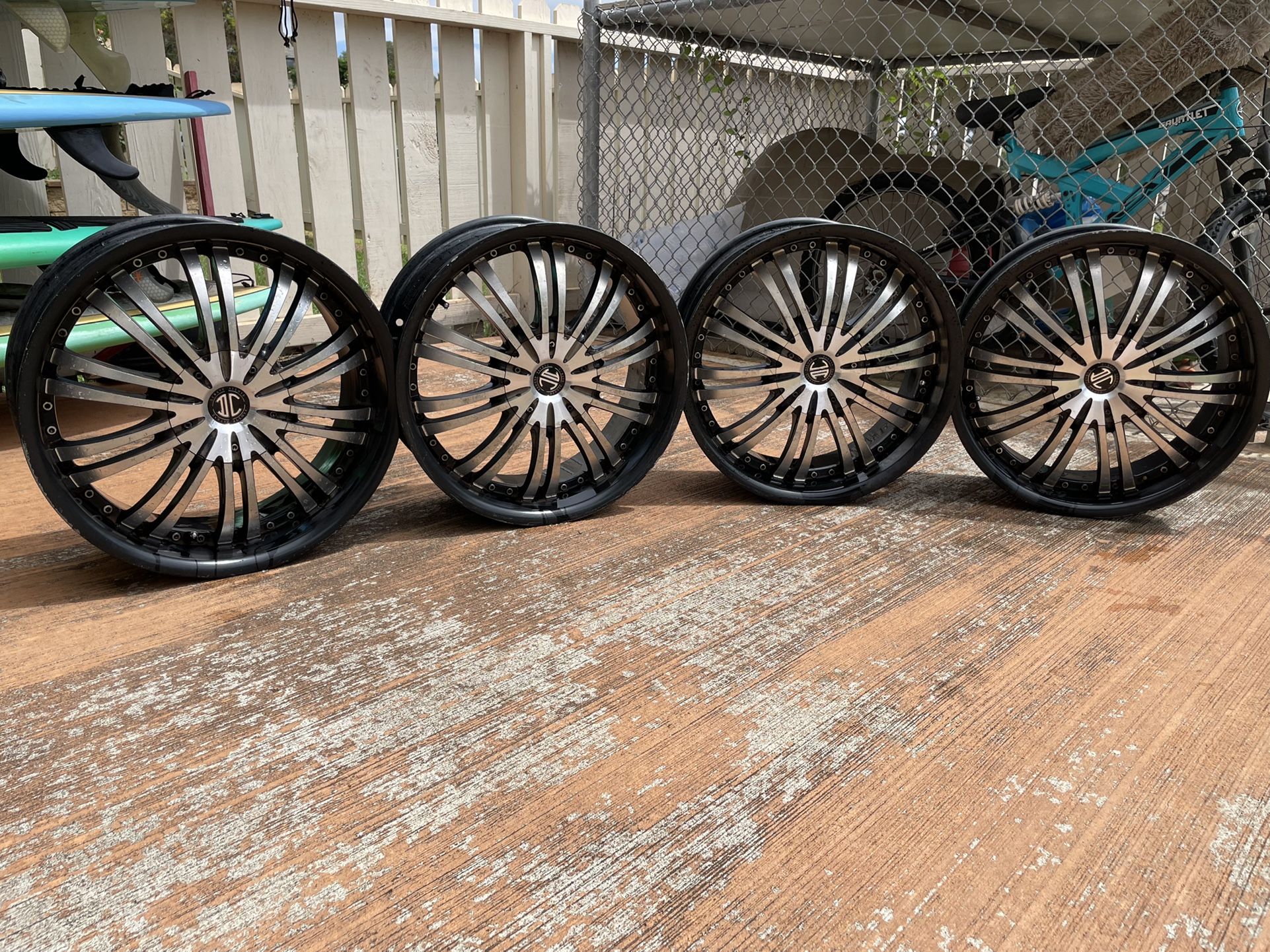 18”x 7”  DCrave II Alloy Wheels