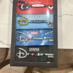 Disney Collectible Key Set SPECIAL EDITION