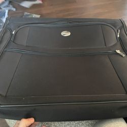 American Tourister foldable garment bag (suit bag). 