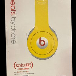 Beats By Dr. Dre Solo HD Special Edition Over Ears Headphones Might Be Resealed